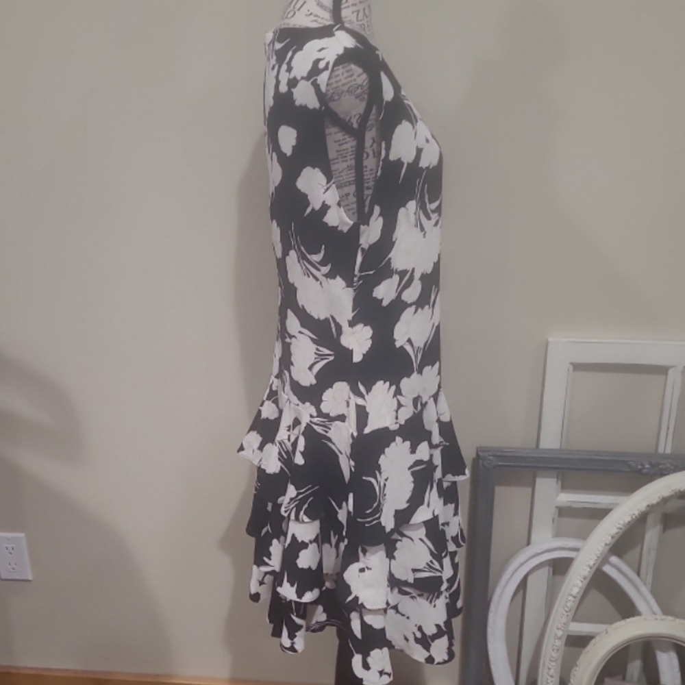 Lauren Ralph Lauren Women SZ 8 Blk‎ cream floral fit & flare dropped waist dress - Picture 5 of 11